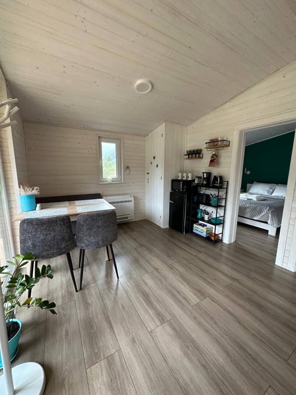 Ferienwohnung Мріяти Krivorovnya Exterior foto
